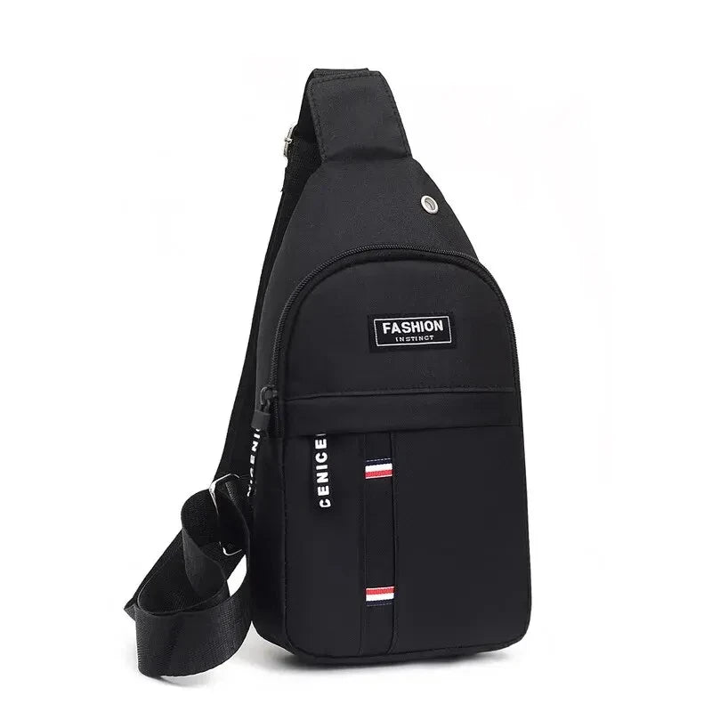 Kompakte Sport-Bauchtasche 17cm breit 5cm tief bietet Platz für Essentials ohne störenden Rucksack beim Joggen und Klettern