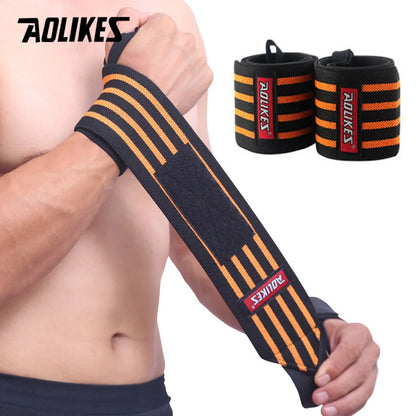 Professionelle Trainings-Handgelenkbandagen von AOLIKES für ernsthafte Athleten im Powerlifting Bodybuilding und Crossfit
